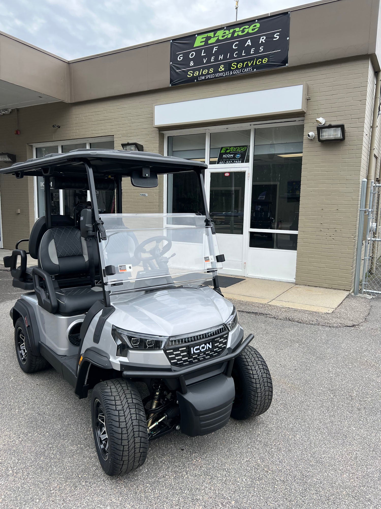 2026 ICON Silver I40X – Evenge Carts & Vehicle
